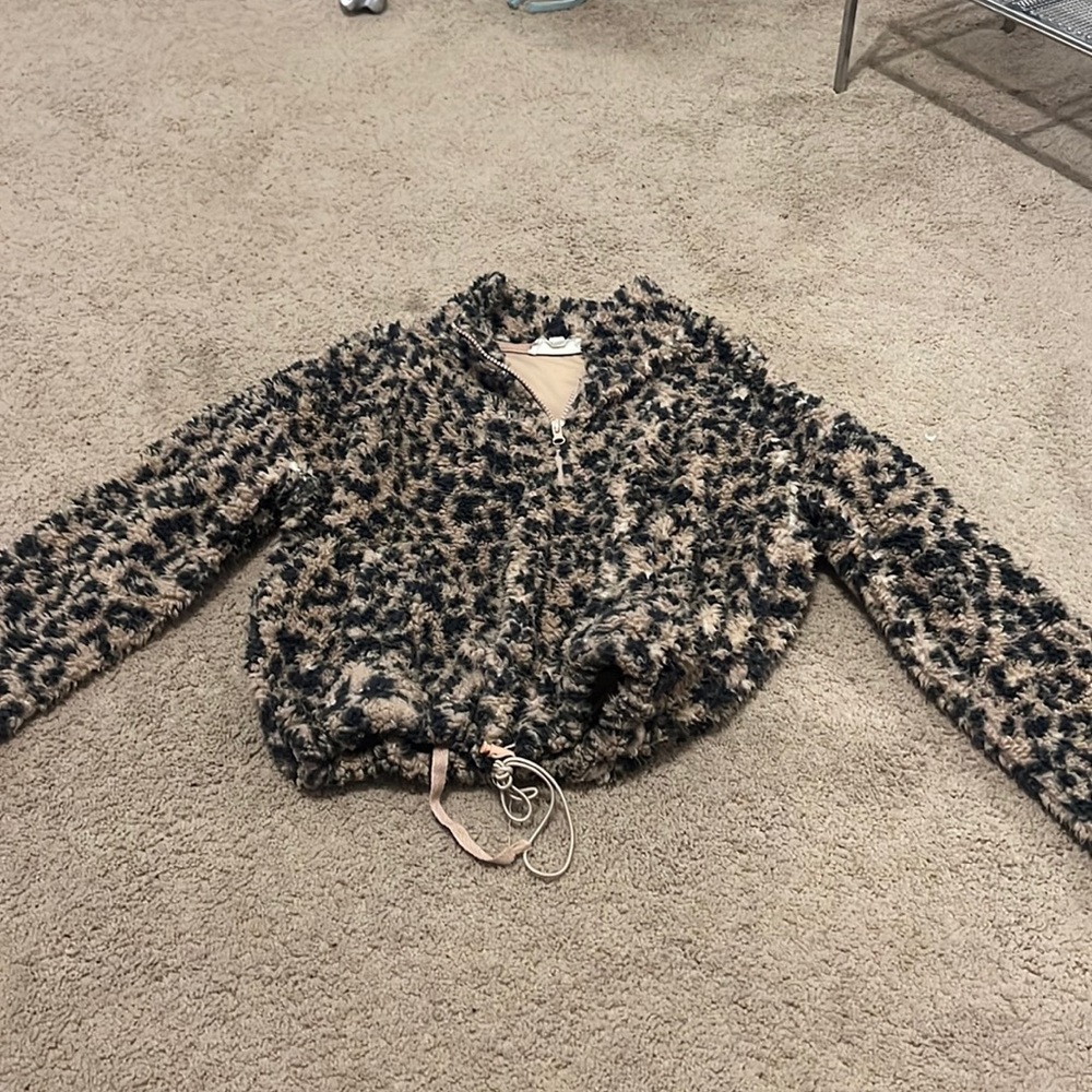 Cheetah crop top sweater